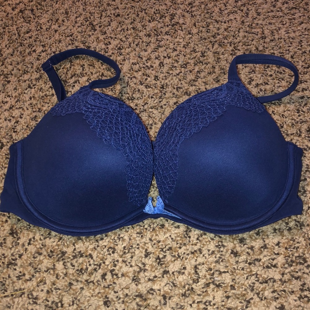 Victoria secret pushup bra